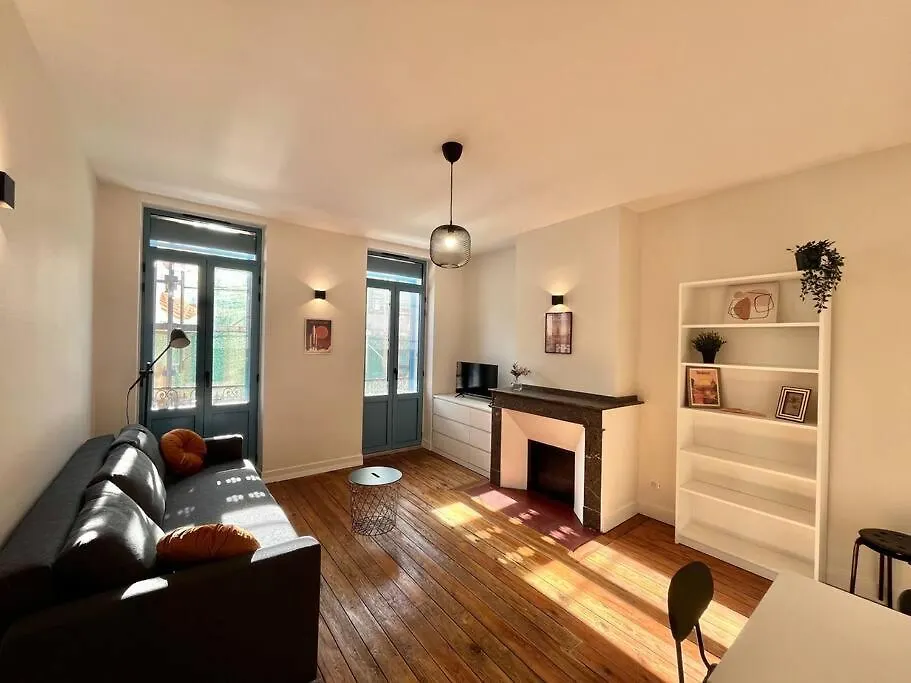 Apartment Beau Studio Rue Du Printemps Toulouse France