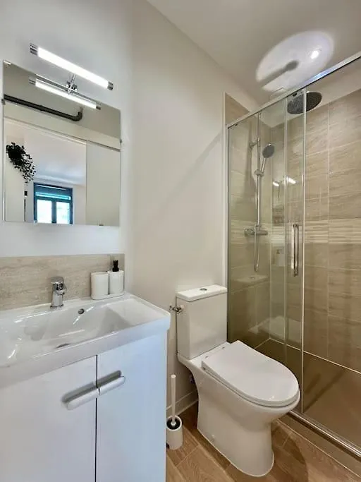 Beau Studio Rue Du Printemps Toulouse France